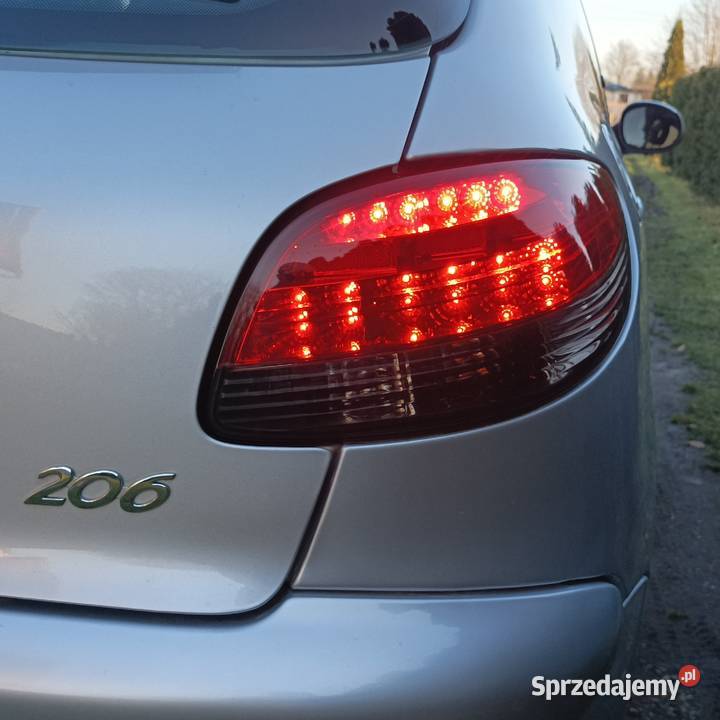 Peugeot 206 16 16v Quiksilver doinwestowany nowe centralny zamek Rzeszów