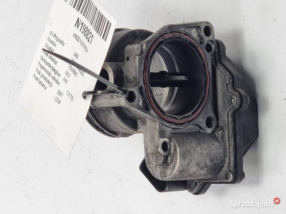 PRZEPUSTNICA VOLKSWAGEN TOURAN 03G128063A Lipno