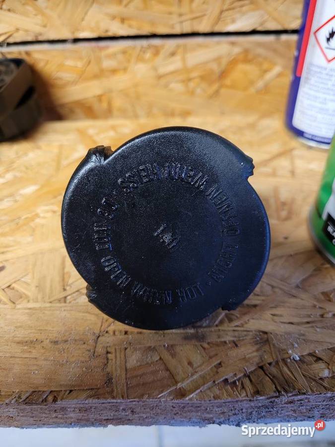 KOREK ZBIORNICZKA PŁYNU BMW 3 E30 E46 5 E39 E60