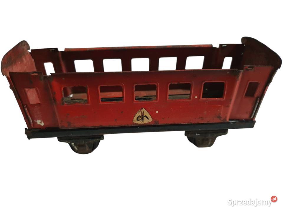 Stara zabawka metalowy wagonik pasażerski Cieszyn