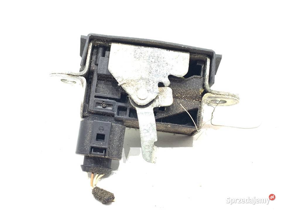 ZAMEK KLAPY TYŁ VW GOLF V Hatchback 1K6827505B Zamki, wkładki i kluczyki