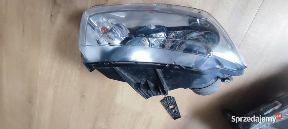 PRAWA LAMPA REFLEKTOR DO JEEP COMPASS EUROPA Trzebnica sprzedam