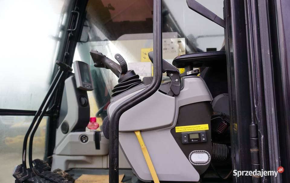 Koparka gąsienicowa CAT 320 FL 2017 Jeziorko sprzedam