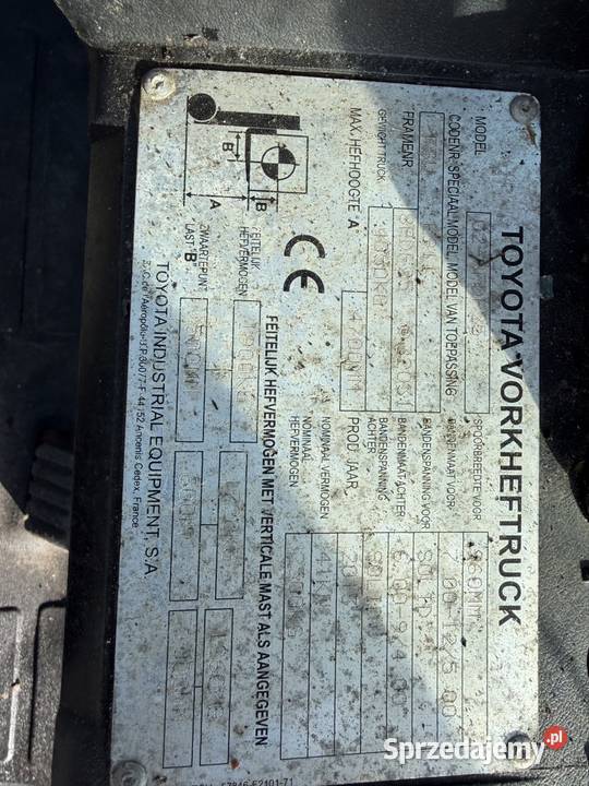 Wózek widłowy Toyota 8FDF25 Triplex 470 Kuchary