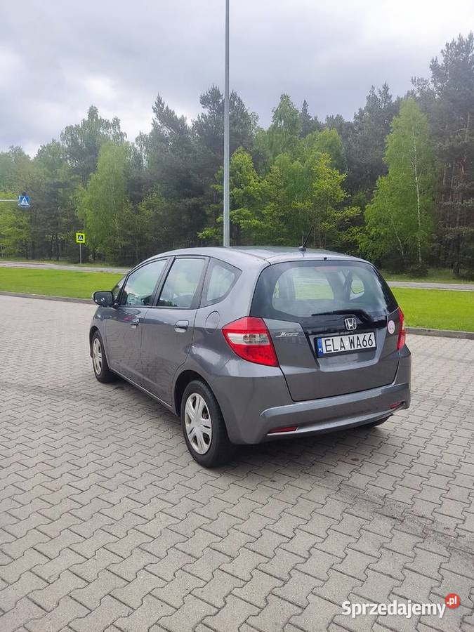 Honda Jazz 3 2014 r 14 iVTEC stan zarejestrowana szary Widawa