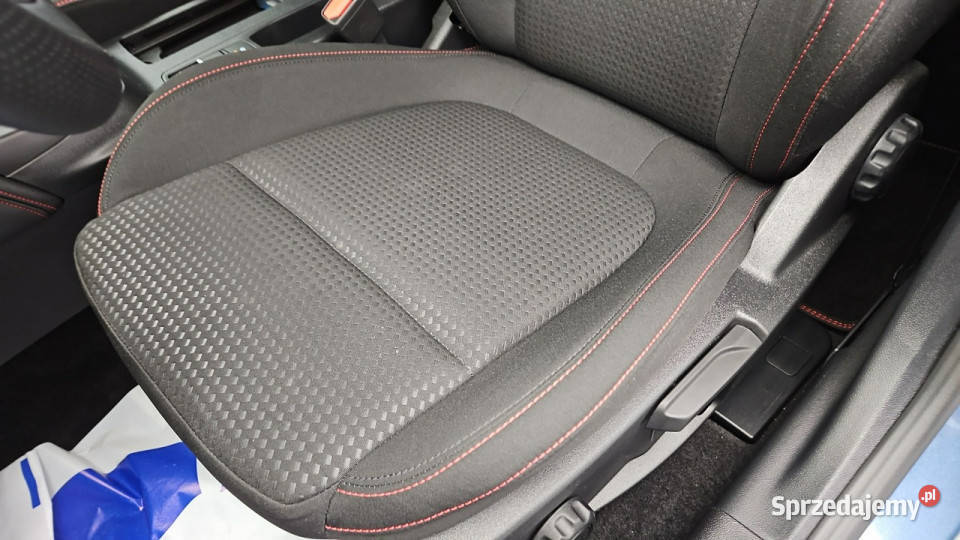 Ford Focus 10 EcoBoost mHEV STLine X aut Z kurtyny powietrzne sprzedam