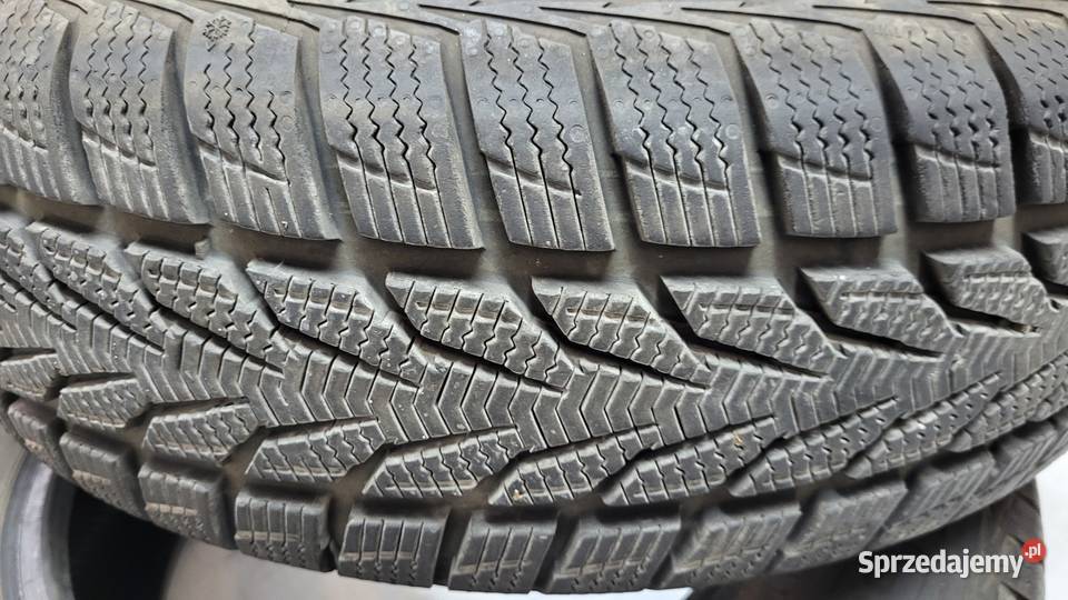 Sprzedam komplet opon zimowych używanych rozmiar