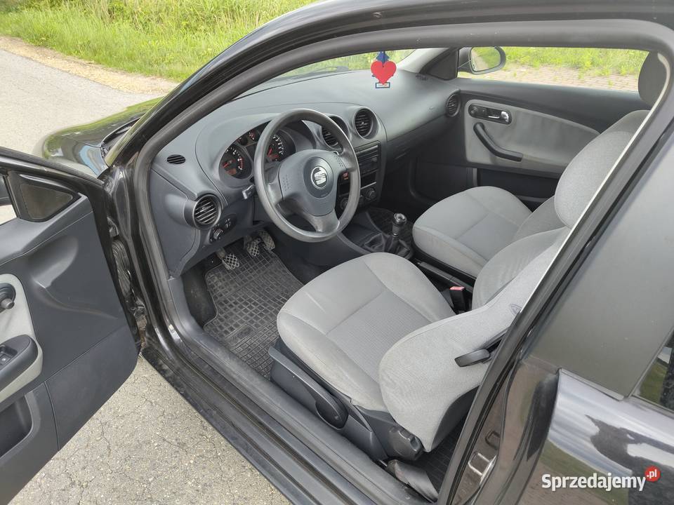 Seat Ibiza 2004 14 benzyna ładny stan Ibiza Bobrek