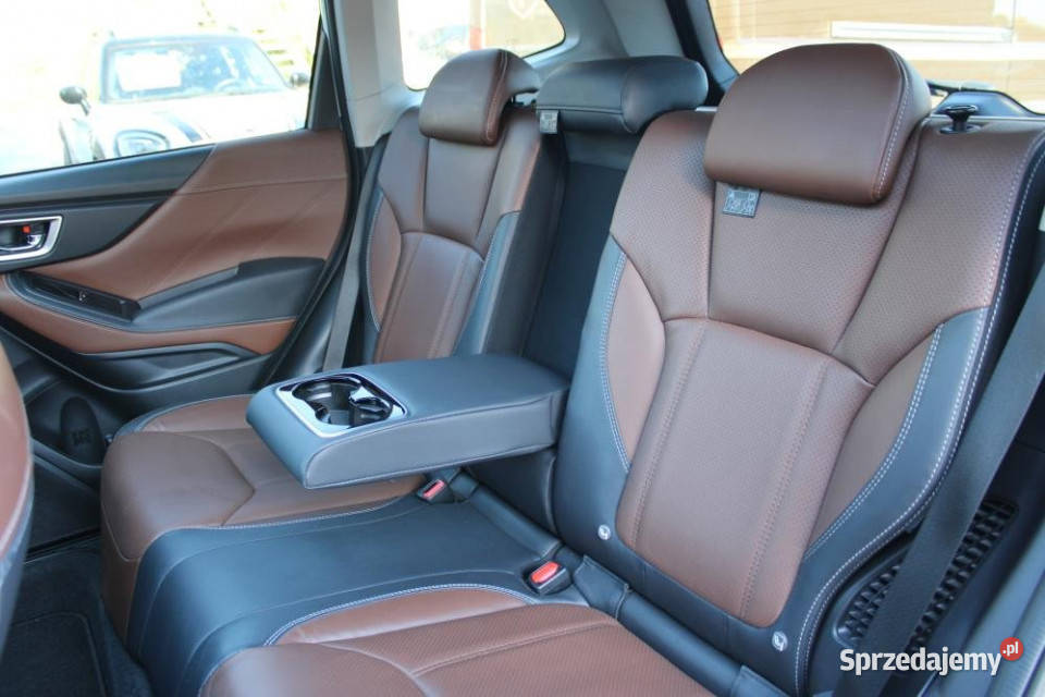 Subaru Forester 2022r salon serwis ASO 1wł automatyczna Kraków