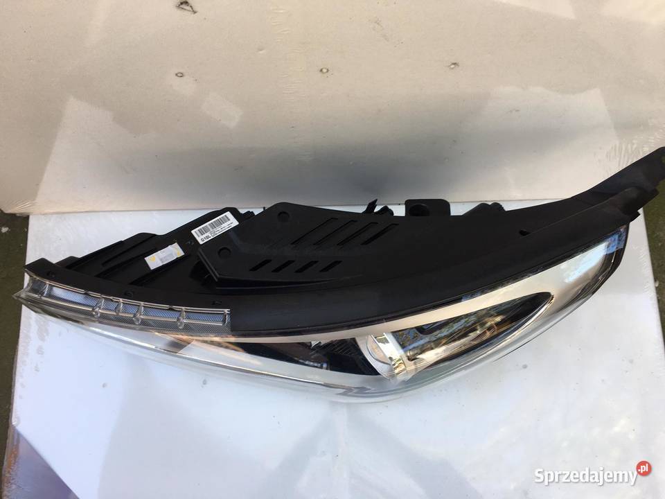 HYUNDAI I30 LEWA LAMPA PRZÓD FULL LED lewe Ostroróg sprzedam