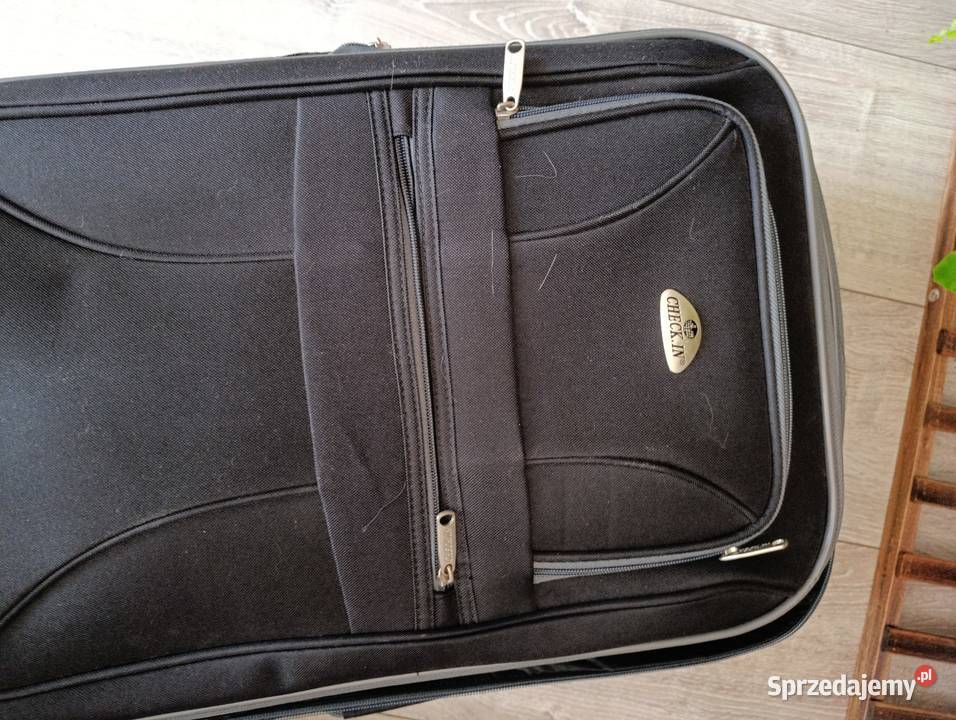walizka czarna średnia pilna sprzedaż