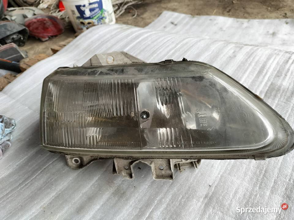 renault Laguna I 1 LAMPA PRZÓD PRZEDNIA PRAWA lampy przednie lubelskie Kamień-Kolonia