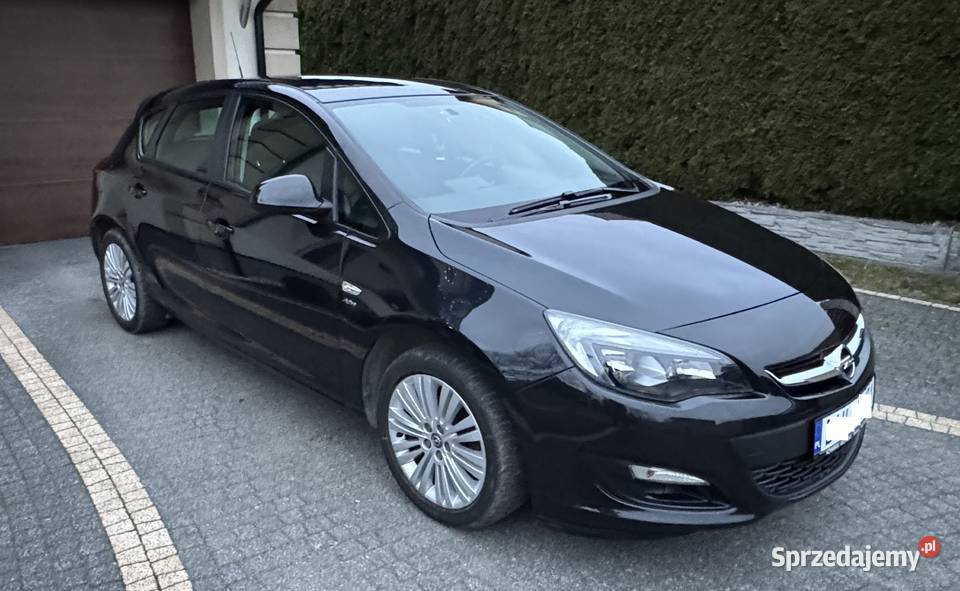 Opel Astra J 14 EcoFlex130 Wołów sprzedam