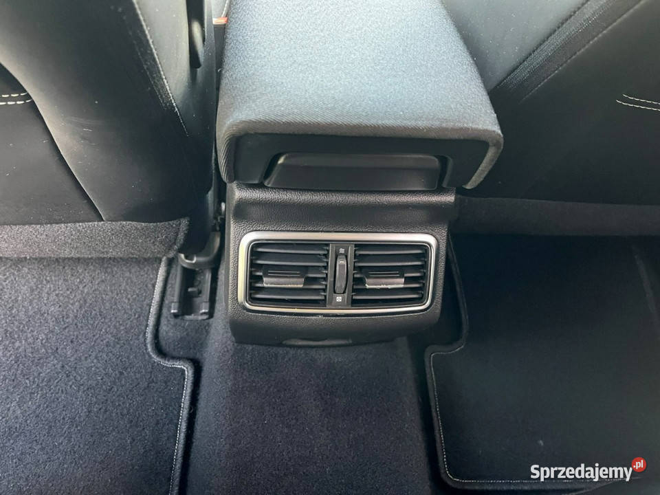 Renault Megane Hatchback 12 benzyna 6 biegów 4/5 Lipówki sprzedam