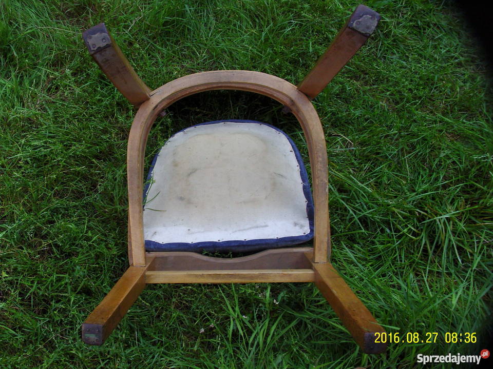 Stare babcine krzesła PRL lite drewno sprężyny mazowieckie sprzedam