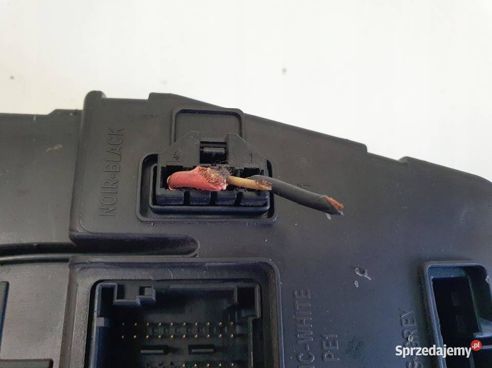 Renault Scenic II 20 16V MODUŁ BSI SKRZYNKA