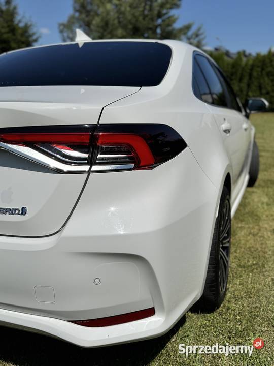 Toyota Corolla Polski salon bez wkładu hybryda Toyota Łyski