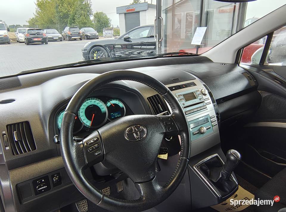 TOYOTA VERSO 7 osobowa 18 Benzyna 2006 Zadbana