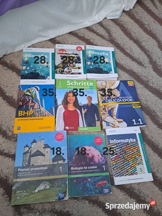 Sprzedam podręczniki klasy 1 technikum liceum Września