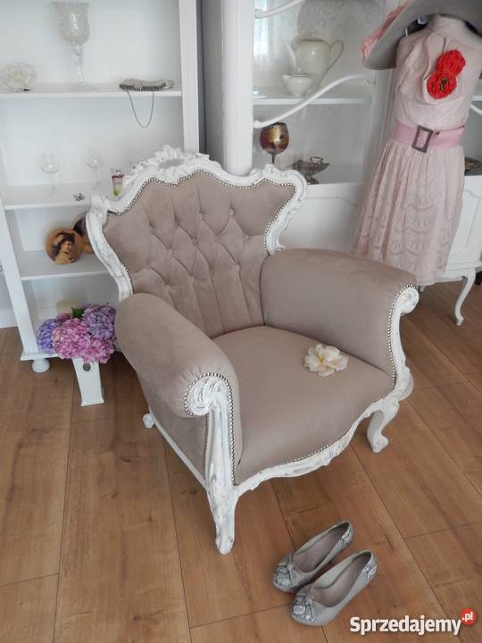 fotel uszak pikowany KAPITALNYM shabby chic biel