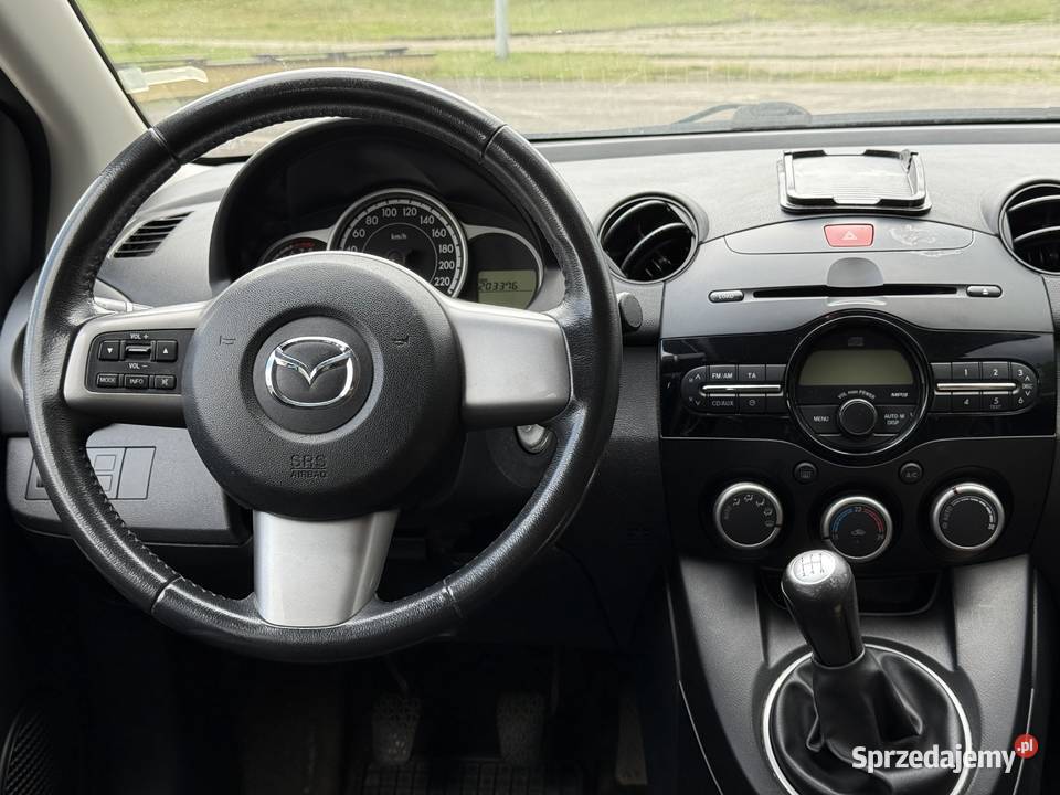 Mazda 2 13 benzyna 84 2012r faktura vat 23 Miastko sprzedam