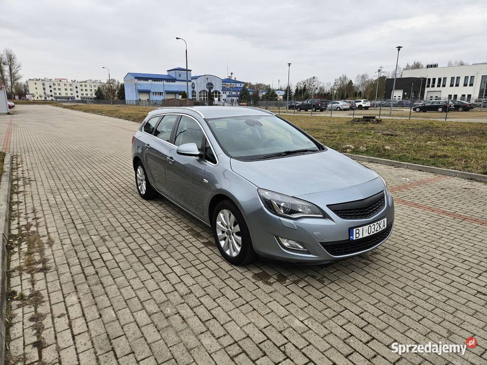 Opel Astra J 20CDTI 165 2011r Combi Manual 6b podlaskie Białystok