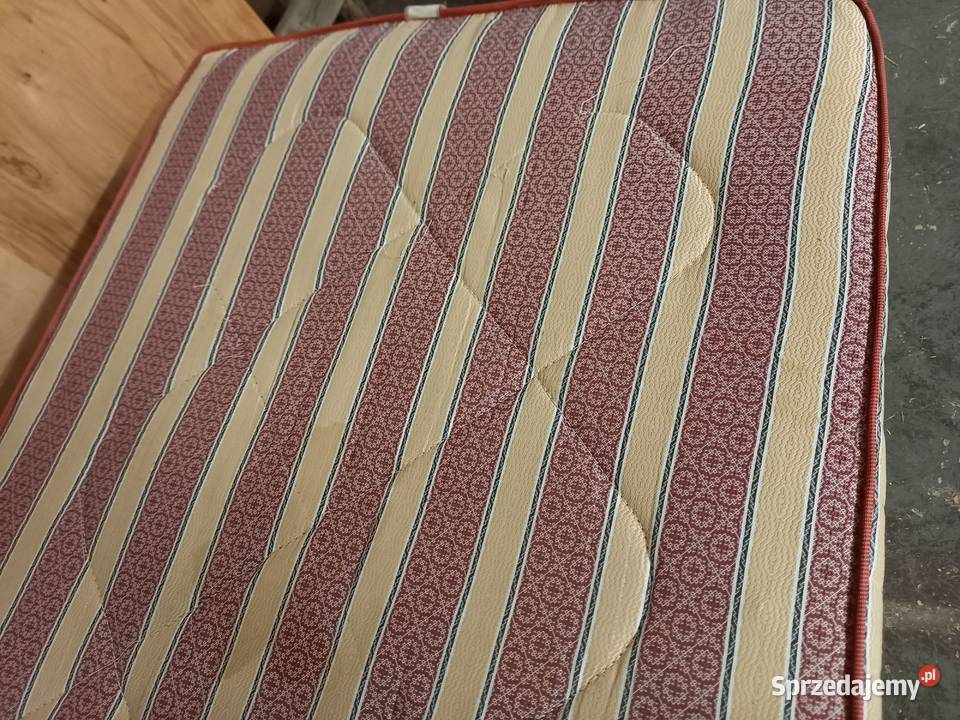 Tapczan z materacem I szufladami 1972r stan Grójec