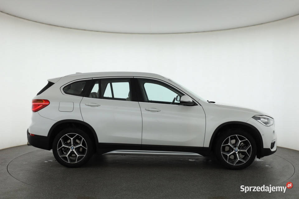 BMW X1 xDrive20d światła przeciwmgielne mazowieckie Piaseczno