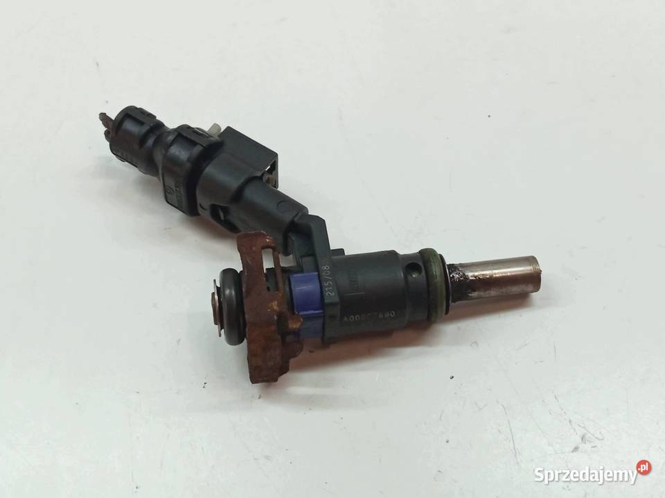 WTRYSKIWACZ A0000789023 15 B MercedesBenz Bklasa