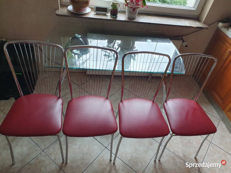 Stół szklany z czterema krzeslami 74cm Prądocin