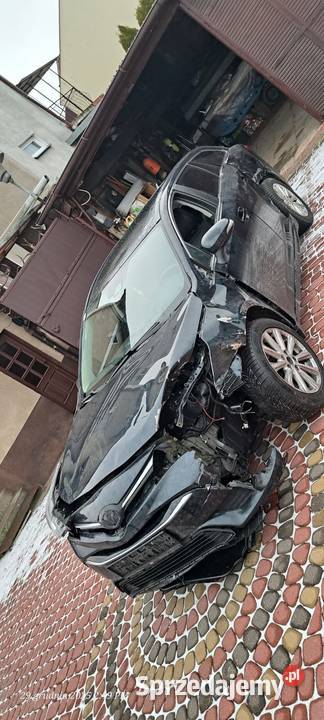 Uszkodzona avensis toyota 2015 Gdańsk