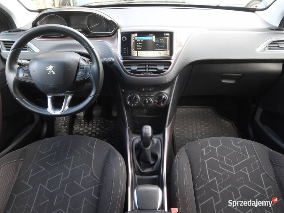 Peugeot 2008 12 VTi komputer pokładowy