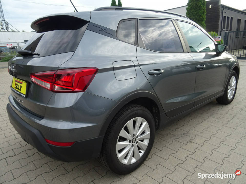 Seat Arona Miejski crossover oparty na technice Łódź