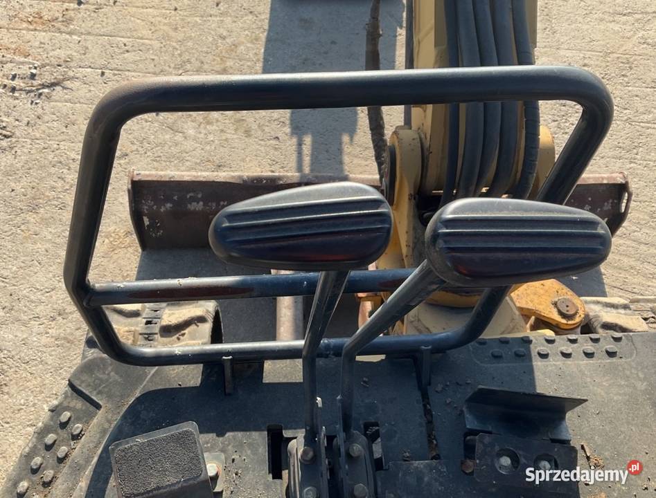 Mini koparka Caterpillar Cat C303 nie Yanmar