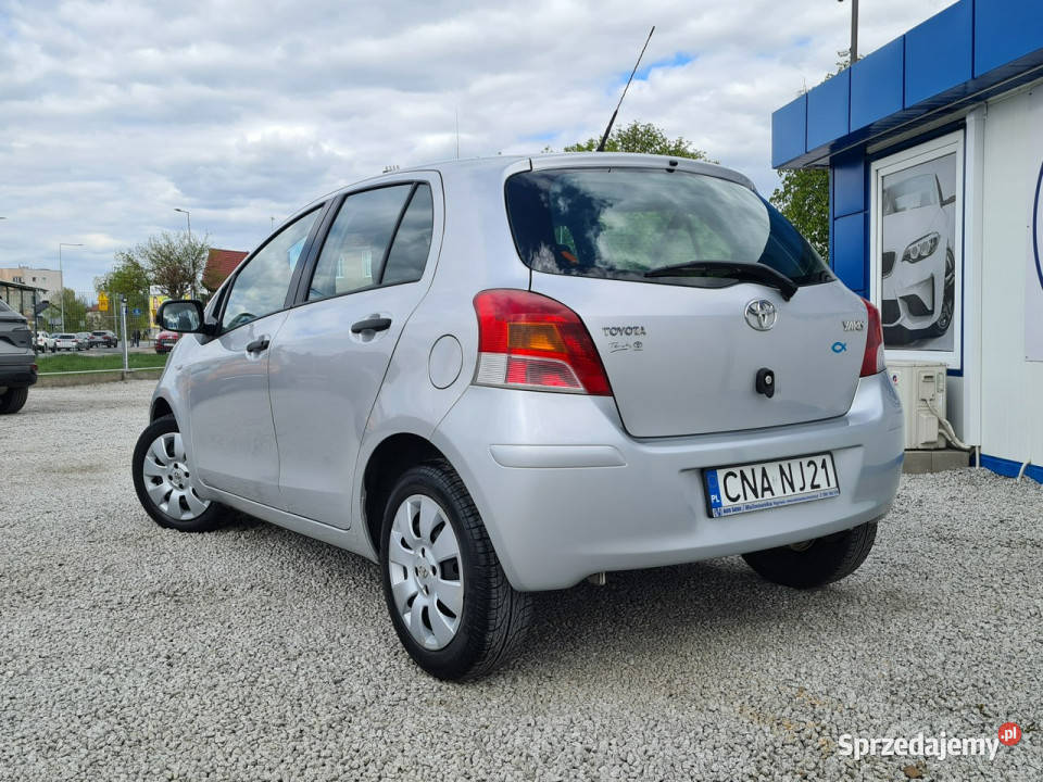 Toyota Yaris Klimatyzacja ElSzyby 5Drzwi Idealny Wągrowiec sprzedam