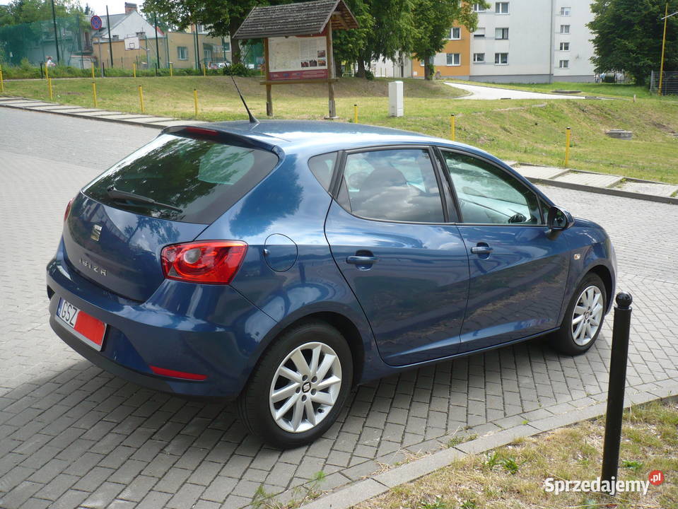 Seat Ibiza Niski Przebieg Piękny kolor Sztum