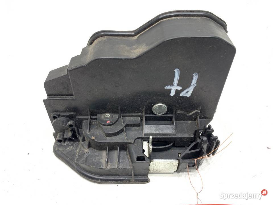 ZAMEK DRZWI PRAWY TYŁ BMW E84 SUV 7202148 0915 osobowe podkarpackie