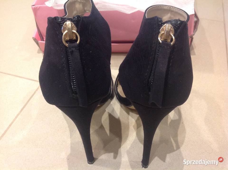 Sandałki na obcasie Czarne zamszowe Damskie r 36 Nowa Sól