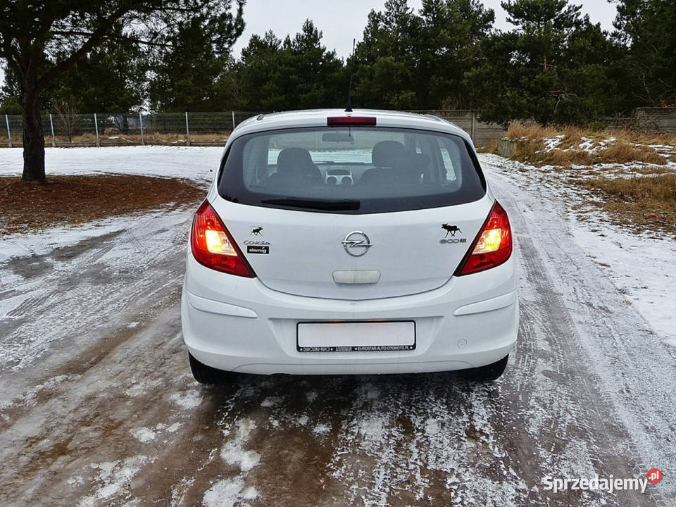 Opel Corsa 12 16V SELECTIONKlimaElektrykaAluMały aluminiowe felgi Piła