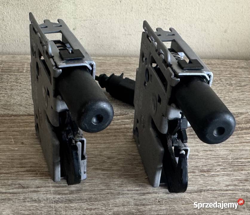 ZAMEK MASKI AUDI A4 B9 A5 F9 8W0823509D dostawcze Zamki, wkładki i kluczyki Katowice