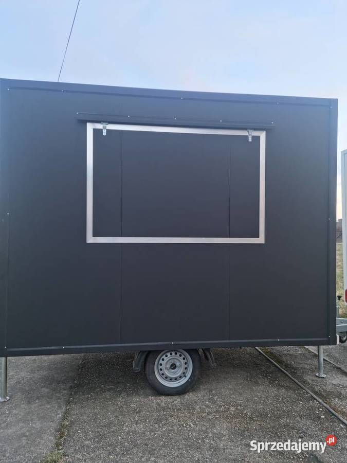 Okazja Nowoczesna przyczepa gastronomiczna Rok produkcji 2001 Gastronomiczne Prudnik