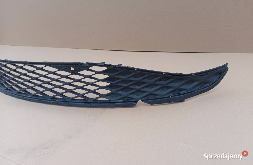 VW ID4 ID4 KRATKA ZDERZAKA ŚRODKOWA 11A853677 zderzaki Bieleń