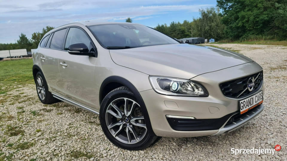 Volvo V60 Cross Country 20d 150 Cross Country Chmielnik sprzedam