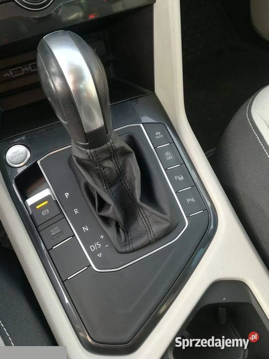 Volkswagen Tiguan 20 TDI SCR Elegance DSG 150 nieuszkodzony Dzierżów