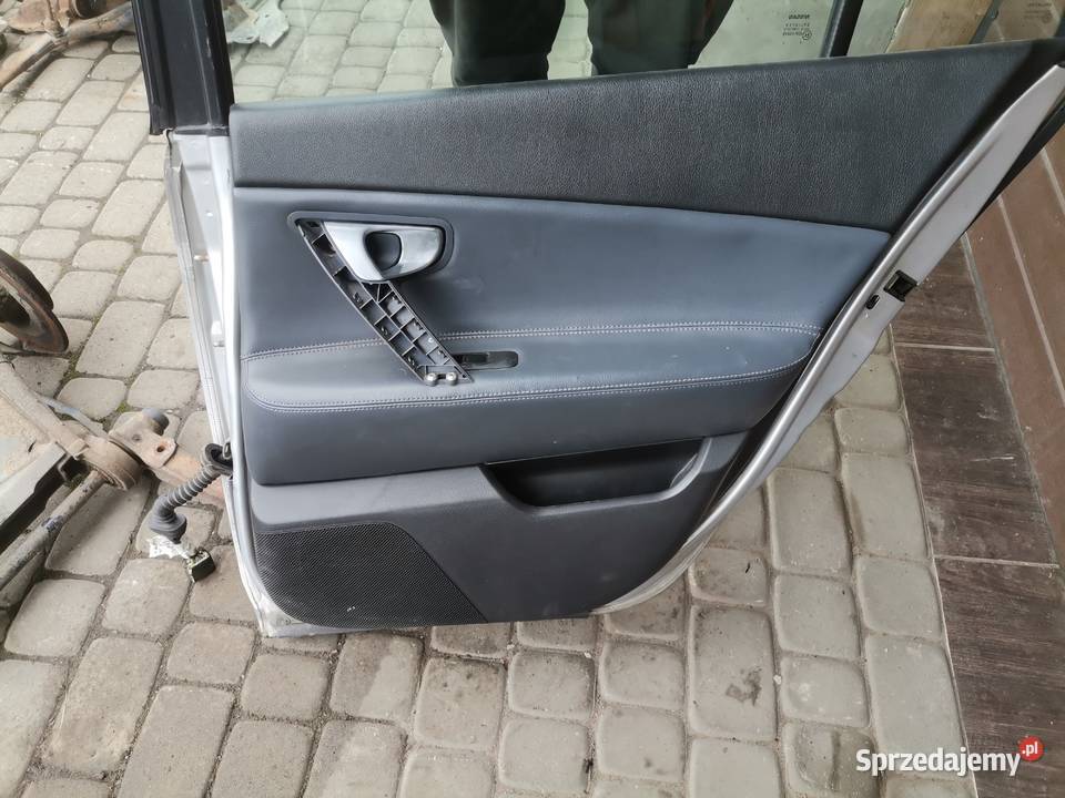 NISSAN PRIMERA P12 HB DRZWI PRAWY TYŁ KY0G