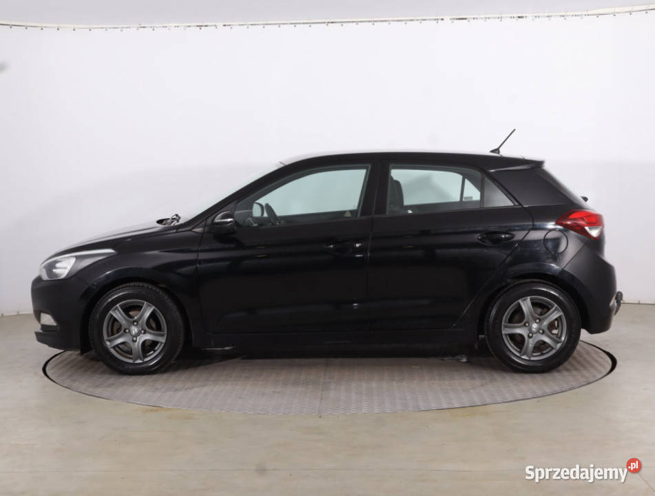 Hyundai i20 12 62KM Piaseczno sprzedam