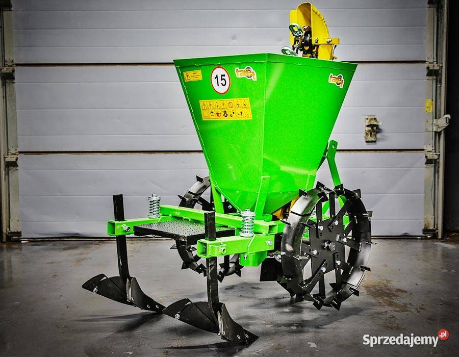 Do mini traktorków kubota Sadzarka do ziemniaków