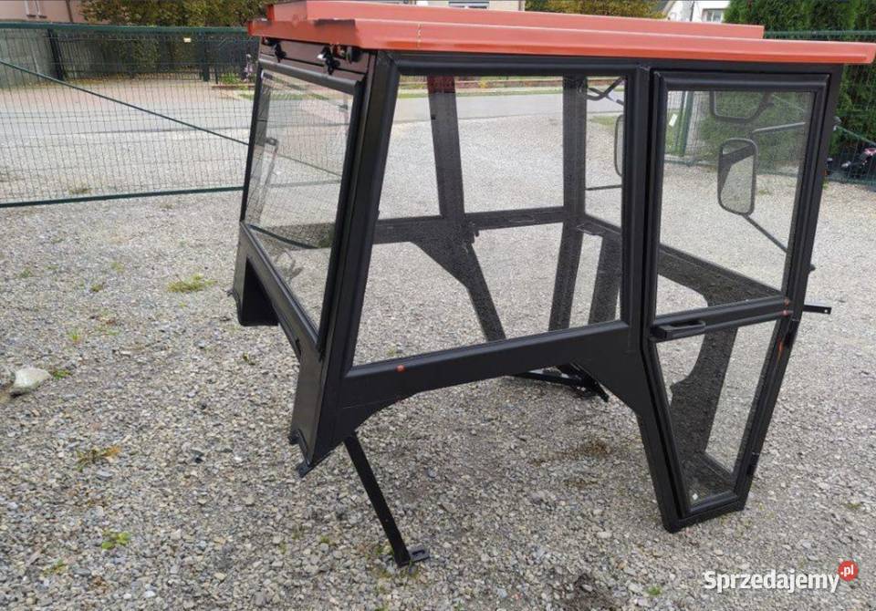 URSUS C330 Kabina z blotnikami Starogard Gdański sprzedam