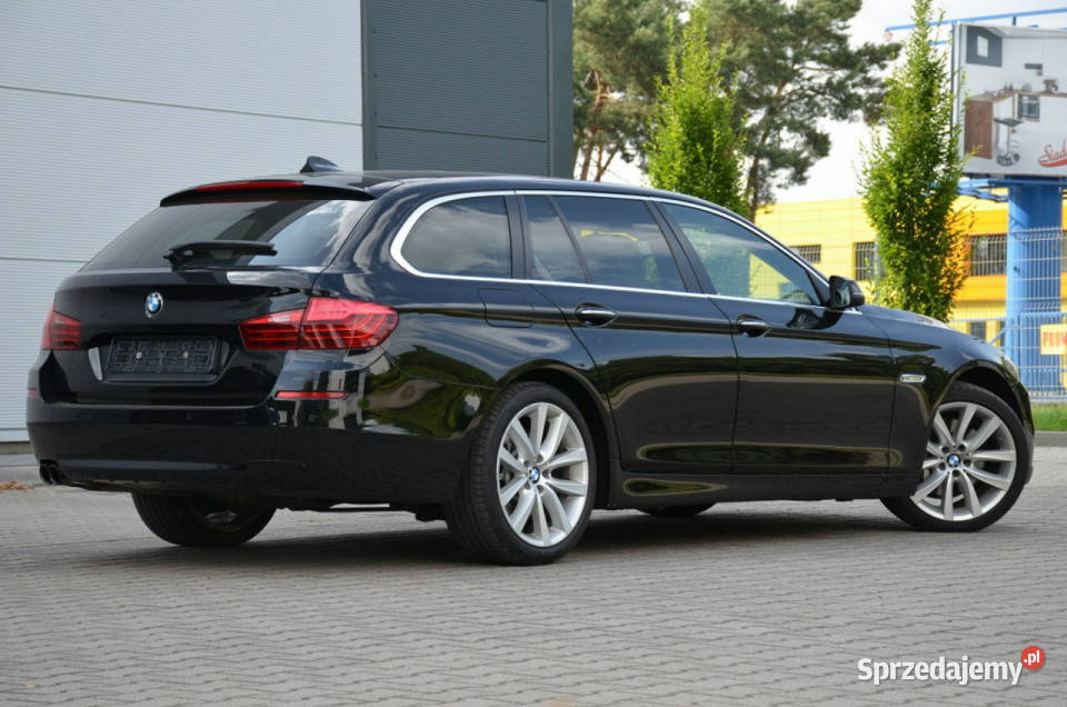 BMW 530 Czarna 530D 258 Lift 6WB Serwis Jasna Rok produkcji 2014