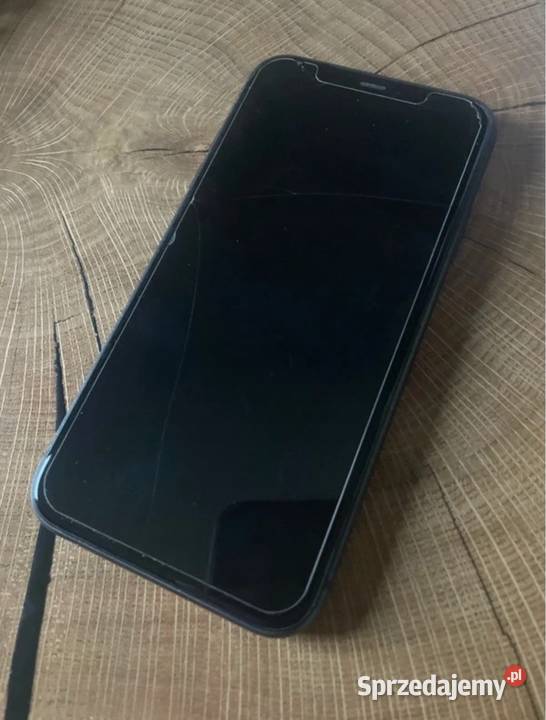 iPhone 11 64 GB stan 83 baterii Etui Krokowa